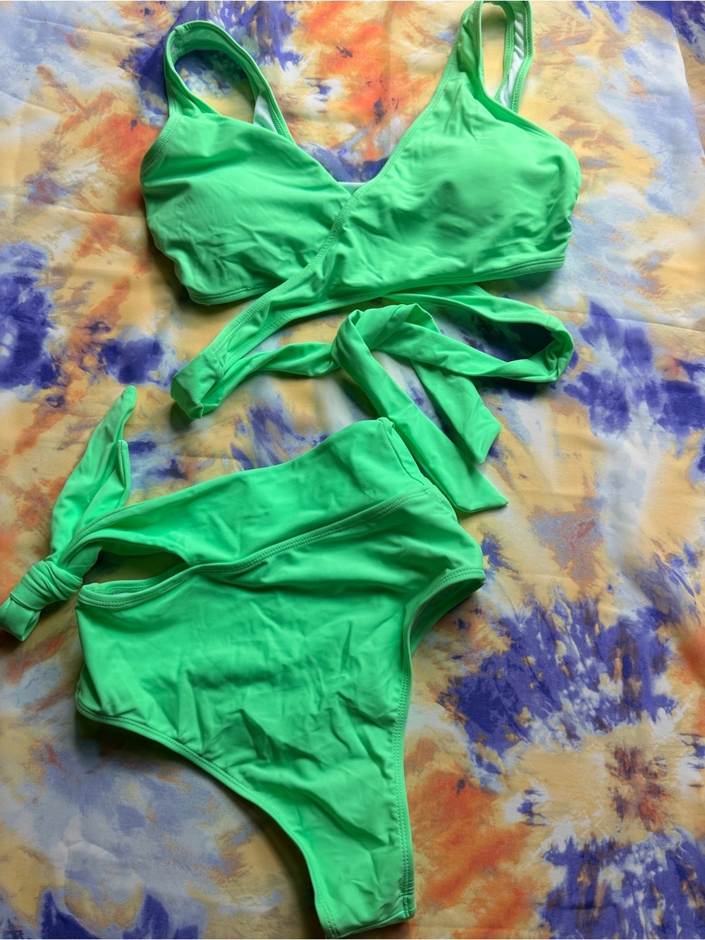 size s 🌴bright green wrap tie bikini set🌴